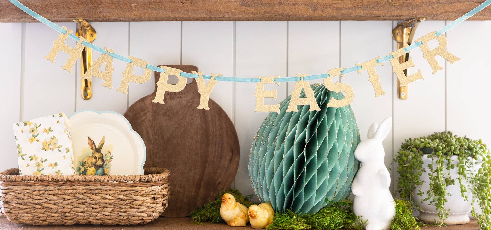 VES1002 - Vintage Happy Easter Glitter Banner