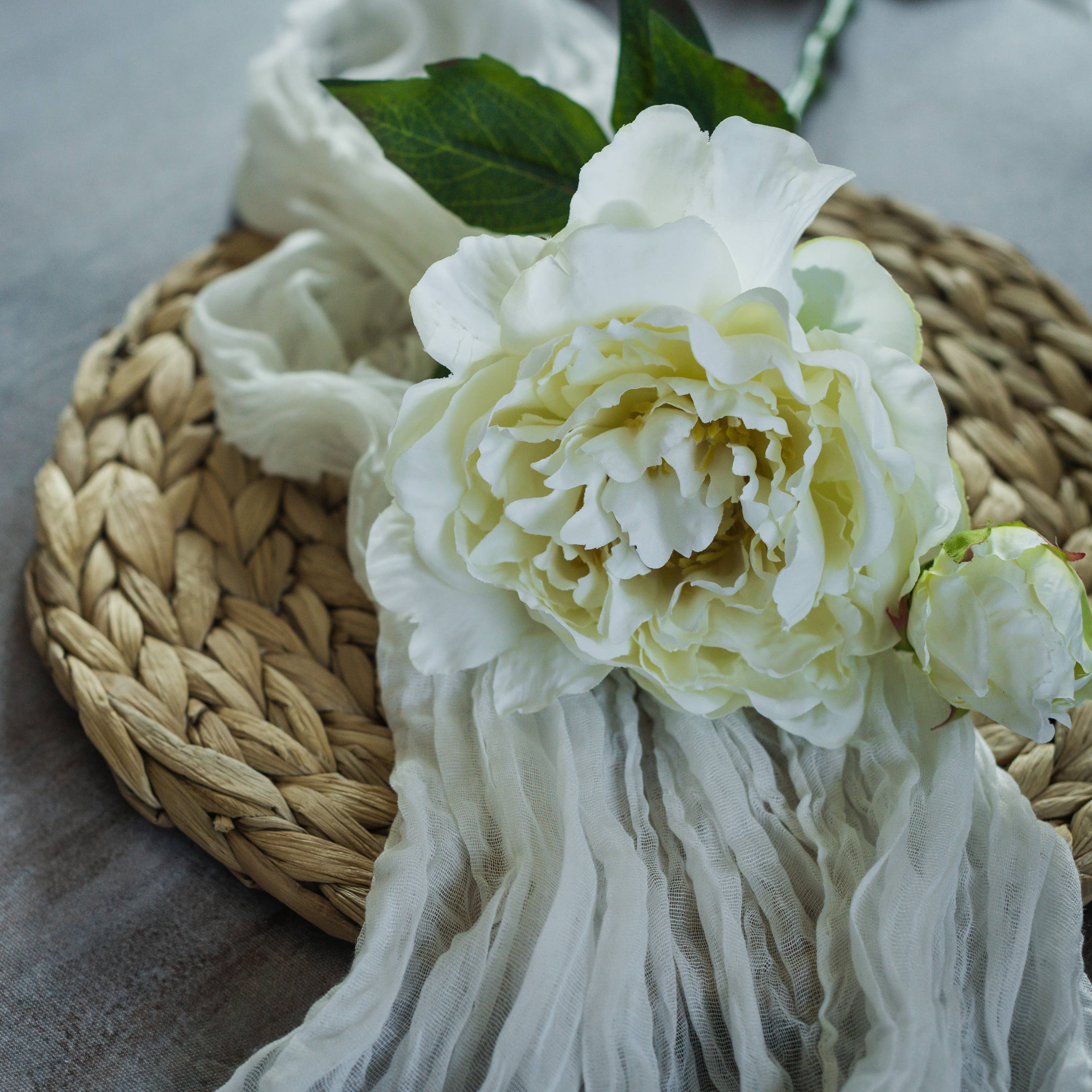 Cream Peony Spray Stem