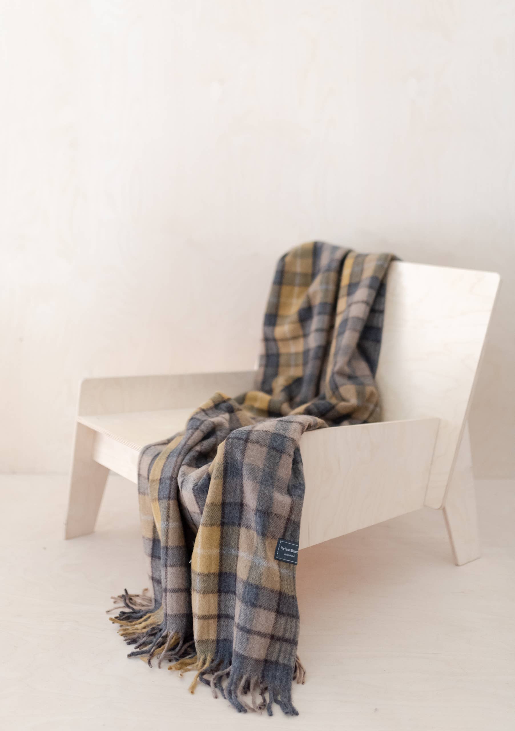Recycled Wool Knee Blanket in Buchanan Natural Tartan