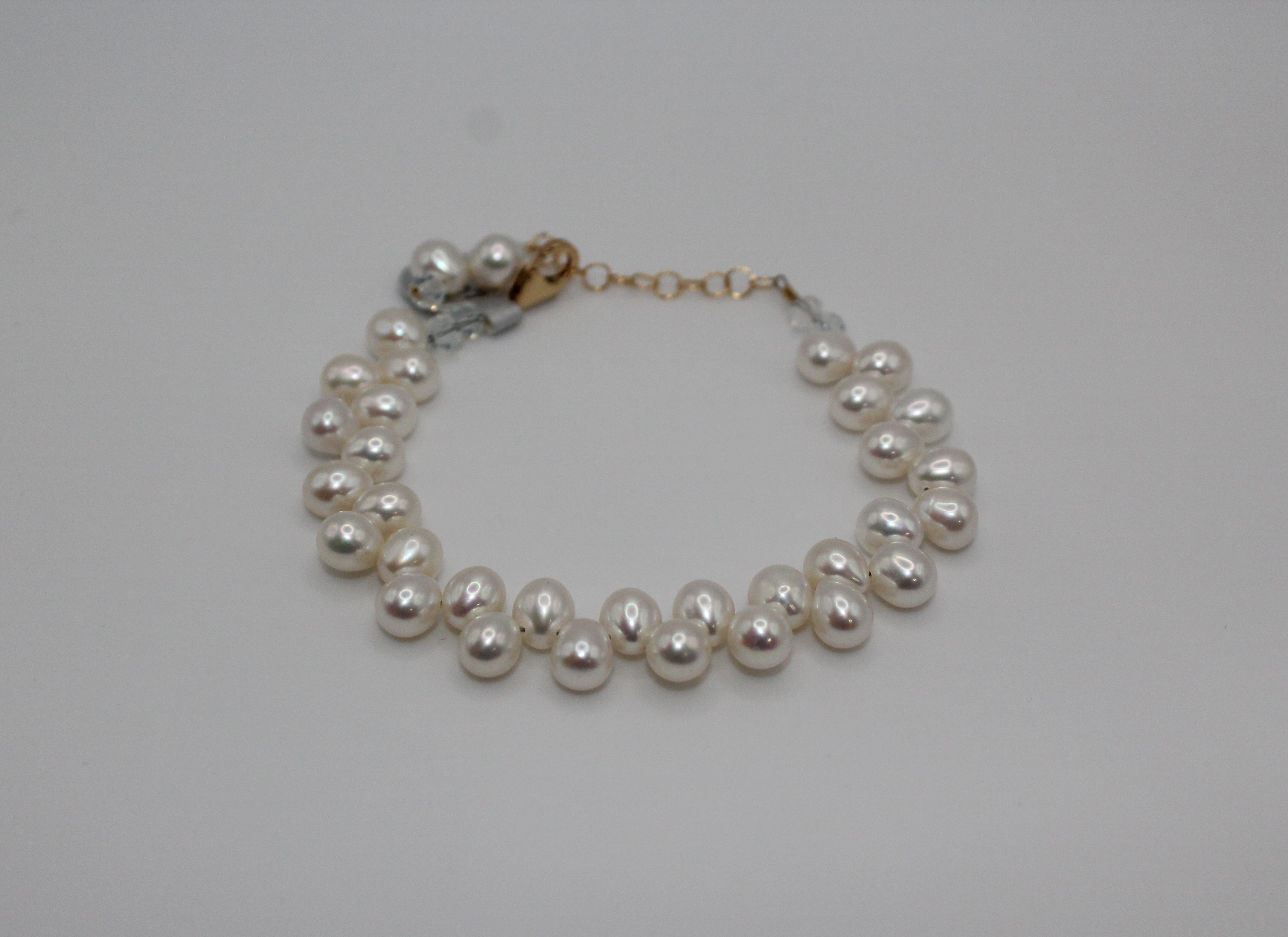 White Top Drilled Pearl Bracelet
