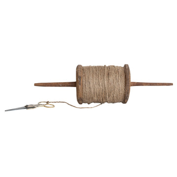 Wood Spool with Jute and Scissors