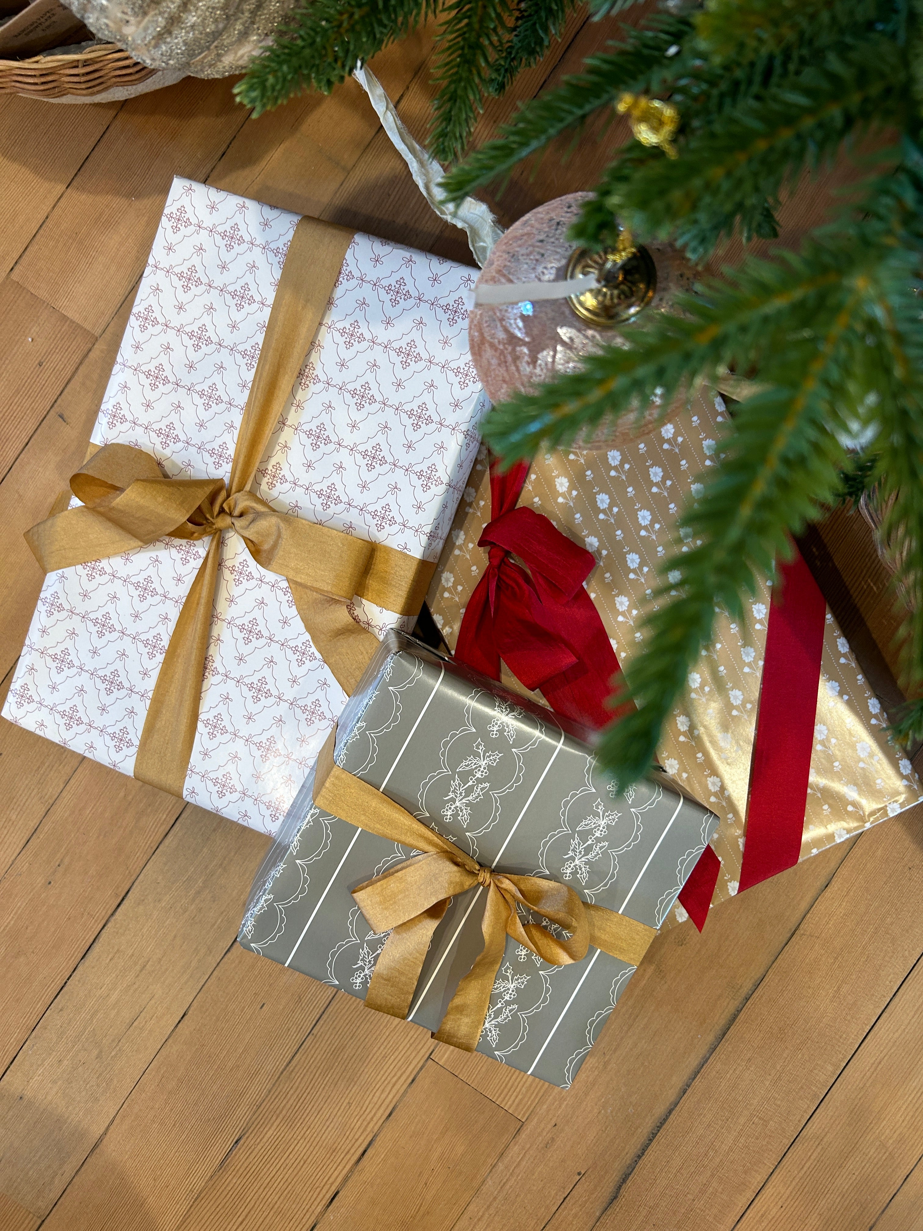 Red Lace Wrapping Paper