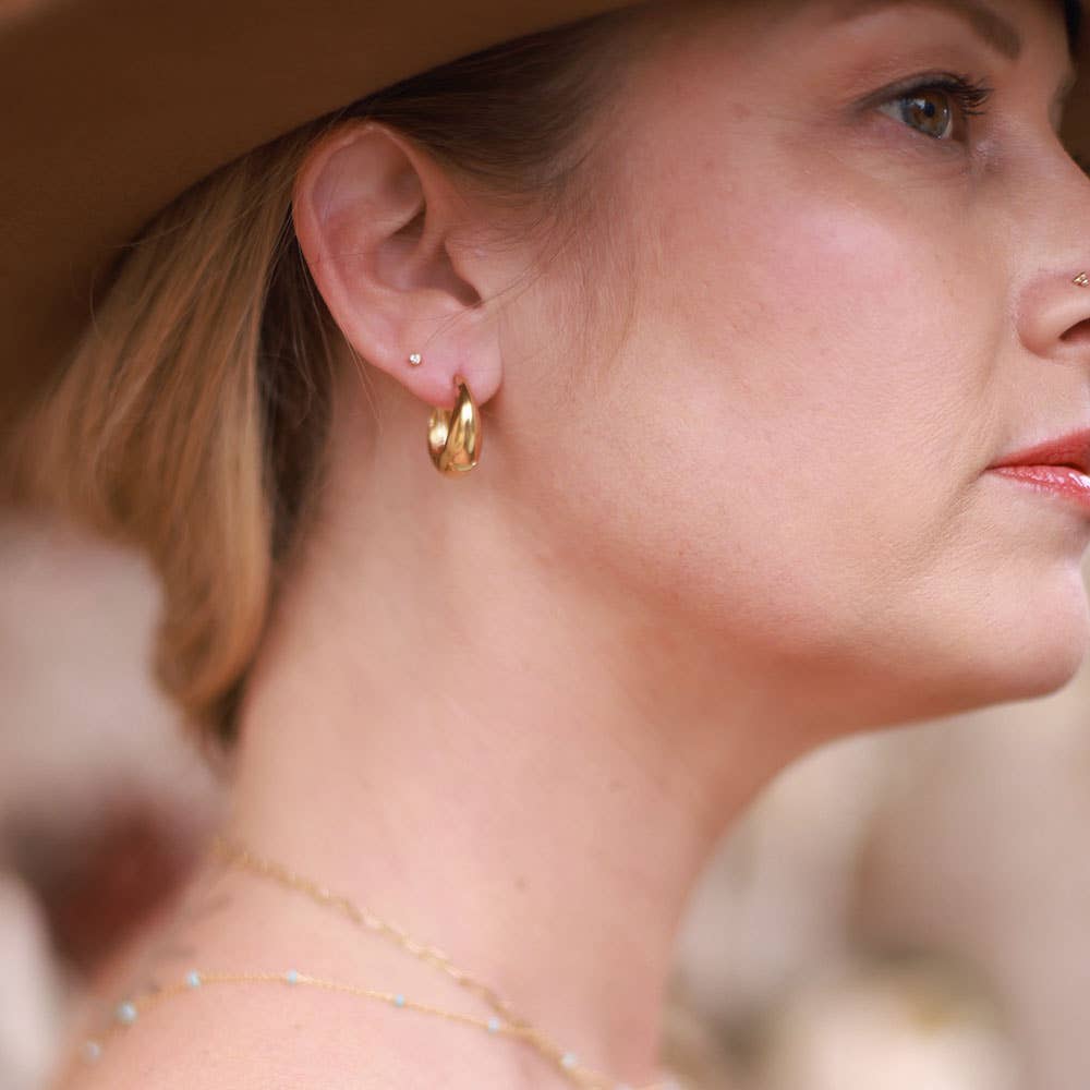 Sofia Huggie Hoops: Small